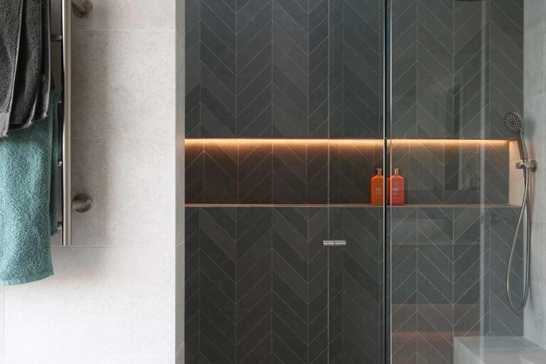 Ensuite